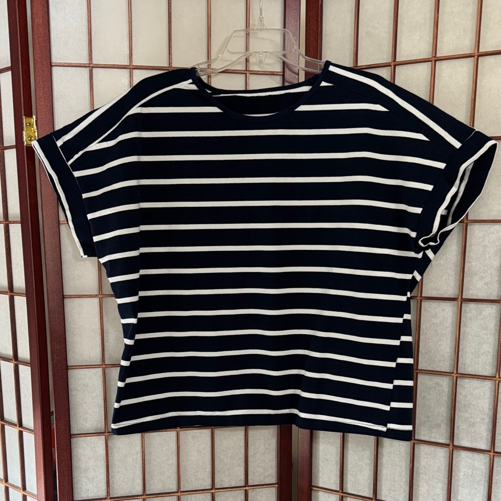 Classic Navy Striped Women's Tee PTP 24 inches
